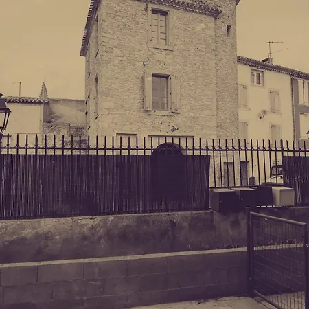 Le Cocon De - Au Centre Du Village Apartment *