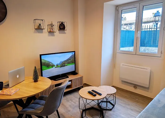 Apartment Le Cocon De - Au Centre Du Village