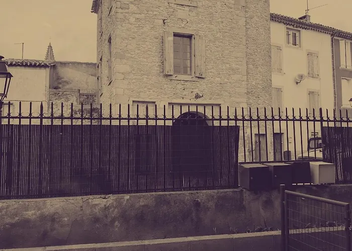 Le Cocon De - Au Centre Du Village Apartment *